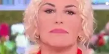 “Lo dico e lo dirò sempre”. Antonella Clerici blocca tutto in diretta: esplode il caso (VIDEO)