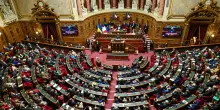 Francia, Macron nomina il nuovo primo ministro: ecco chi è