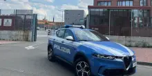 “Papà con me…”. Il figlio 17enne si confida con la mamma, lei corre dalla polizia. Confessione agghiacciante