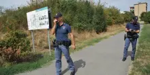 Italia, orrore su una 18enne: l’ha trascinata nel bosco, poi la tragedia. Caccia all’uomo
