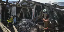 Ucraina, nuovo attacco missilistico di Mosca nella notte: “Abbattuti 130 droni”