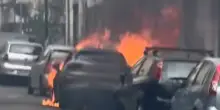 Italia – Auto prende fuoco all’improvviso, poi l’esplosione. Terrore in strada