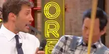 “Mai scesi così in basso”. Affari Tuoi, Stefano De Martino: succede tutto in diretta