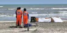 Italia – Dramma shock in spiaggia, morta così davanti a tutti: “Eravamo impotenti”