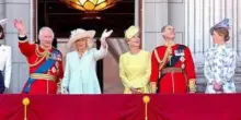 Royal Family, crisi tra Carlo e Camilla: “Un matrimonio ormai solo di facciata”