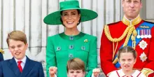 “Fuori dalla Royal Family”. William e Kate, la notizia è clamorosa: “Decisione durissima”