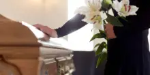 “Oddio, si sta muovendo!”. La dichiarano morta a 20 anni, poi succede l’incredibile: da brividi