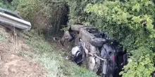 “Morto sul colpo”. L’auto si ribalta e vola fuori strada, tragedia in Italia: la dinamica è spaventosa