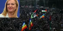 Manifestazione a Roma per Gaza, striscione pro 7 ottobre dietro la testa del corteo