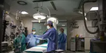 “Recisa per sbaglio”. Orrore in sala operatoria, dramma in Italia: com’è potuto succedere