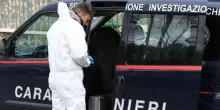 Accoltella la moglie alla gola, poi il gesto estremo: tragedia spaventosa in Italia, l’orrore in un istante