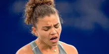 Jasmine Paolini cede a Coco Gauff dopo una partita incredibile: cos’è successo in campo