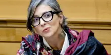 “Inaccettabile”. Francesca Albanese nei guai, per lei arriva una brutta notizia: cosa succede