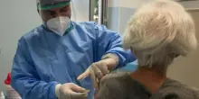 “Danni gravissimi dopo il vaccino”. Sentenza storica, la decisione che cambia tutto è appena arrivata