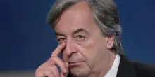 Vaccino Covid, esplode polemica per la frase di Burioni: “Effetti avversi? Ecco la verità”
