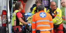 Si schianta in moto contro un furgone, muore così a soli 16 anni
