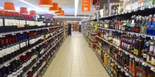 2 giugno 2025: supermercati e negozi aperti o chiusi in Italia per la Festa della Repubblica. Info e orari
