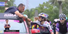 Giro d’Italia 2025: Groves, un canguro a Posillipo