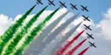 Perché le Frecce Tricolori sorvolano Roma oggi, 1 giugno 2025? Il motivo