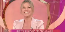 Anna Falchi: “Il catcalling non è una molestia, in fondo fa piacere a tutte”. E in studio cala il gelo | VIDEO